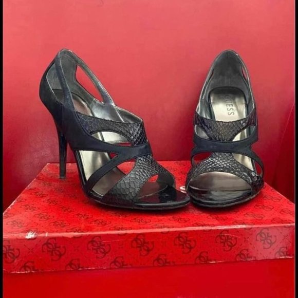 Black Snakeskin GUESS Heels - Picture 1 of 2